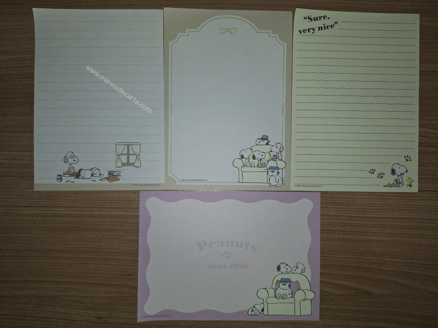 Lote com 4 papéis do Snoopy 33