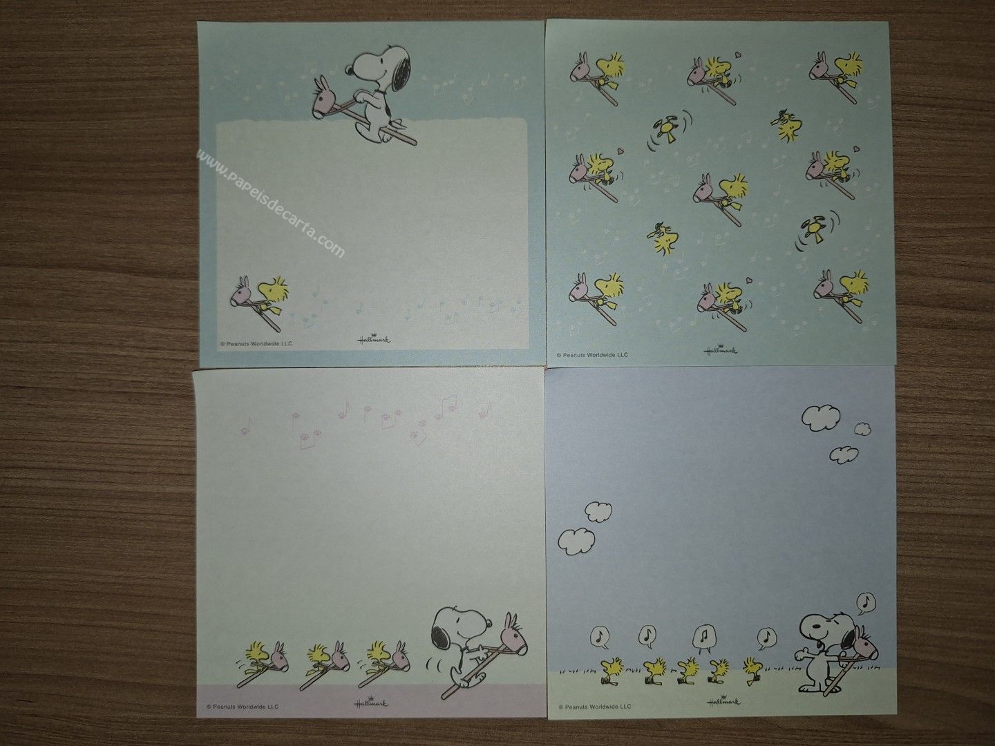 Lote com 4 papéis do Snoopy 35