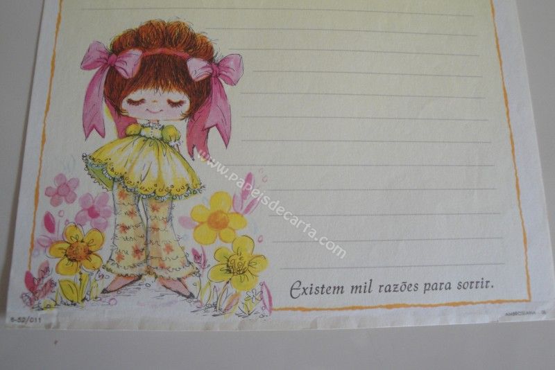 Detalhe do papel amassado