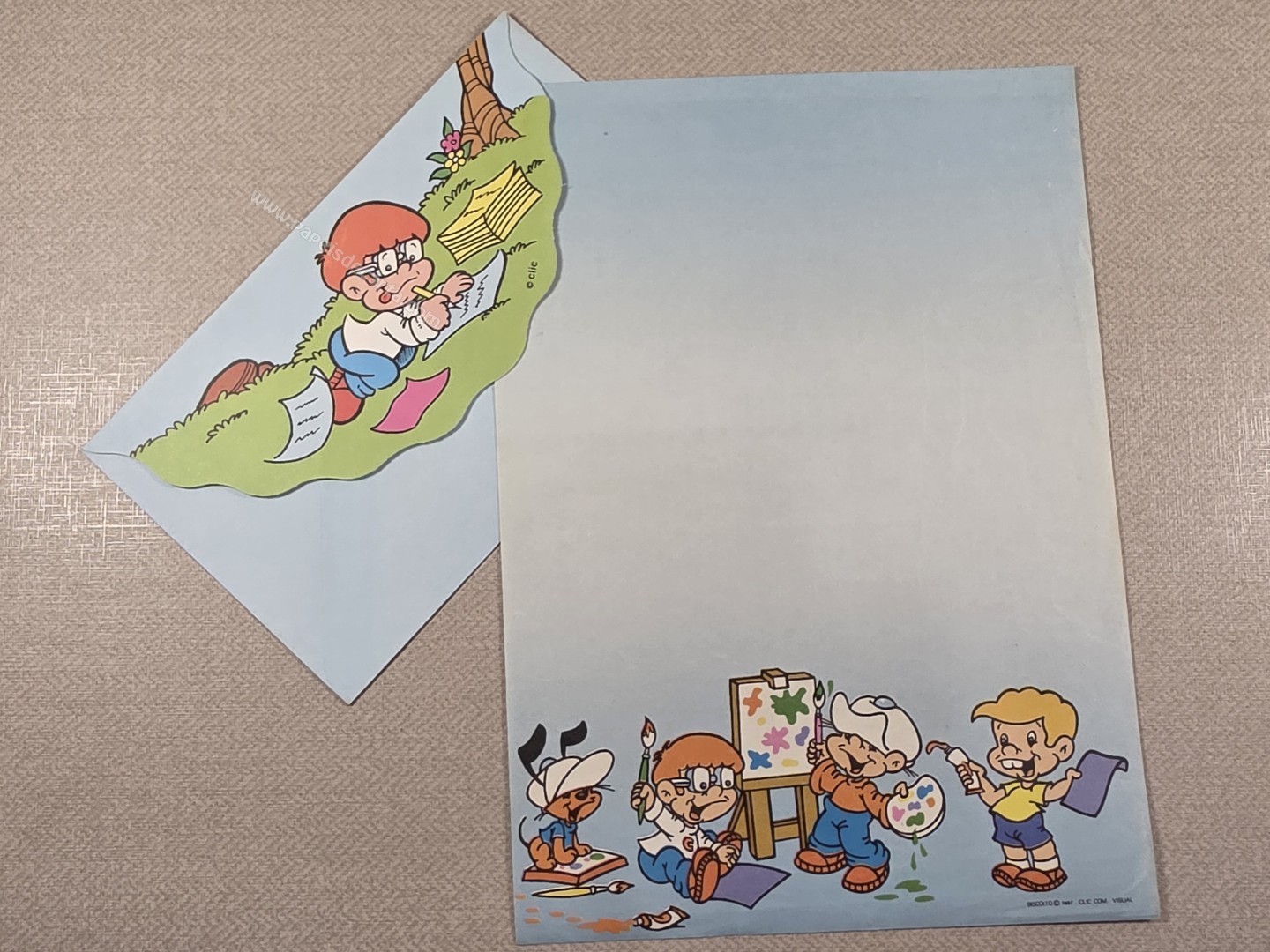 Papel de carta médio Biscoito 24