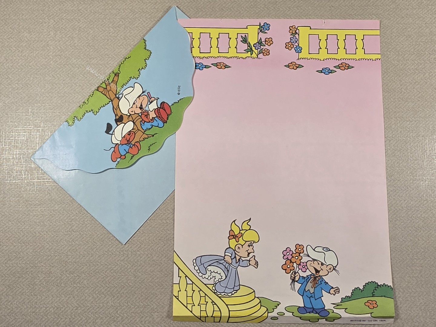 Papel de carta médio Biscoito 26