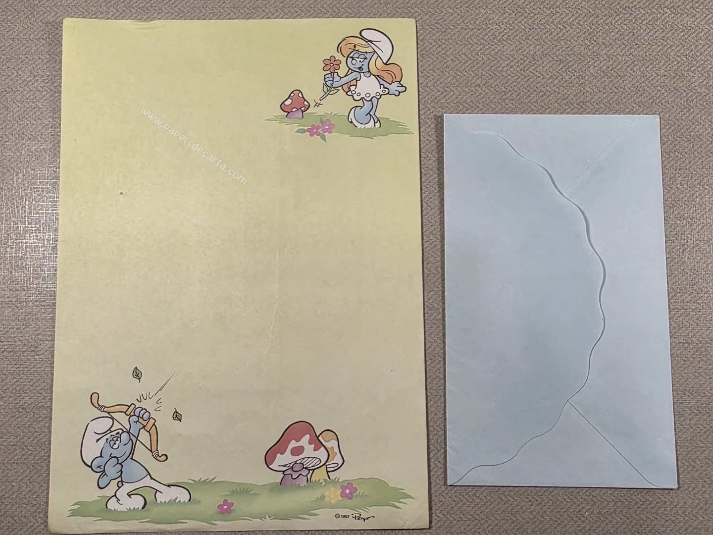 Papel de carta dos Smurfs
