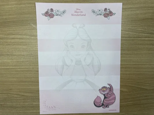 Papel de carta da Alice in Wonderland 55