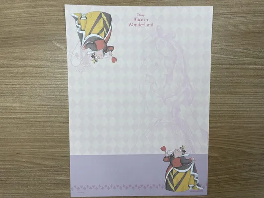 Papel de carta da Alice in Wonderland 59
