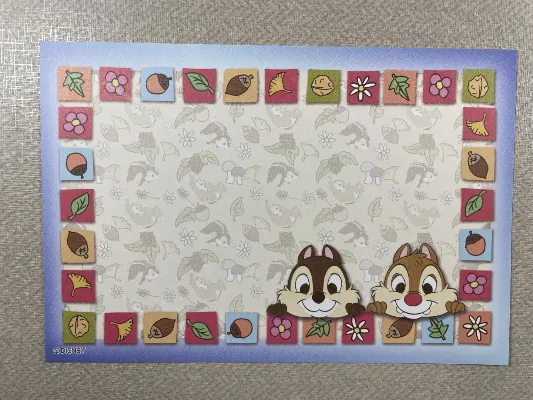 Papel de carta pequeno do Chip & Dale 18