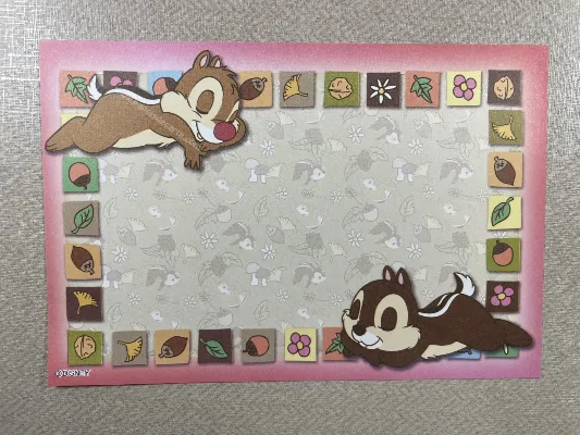 Papel de carta pequeno do Chip & Dale 20