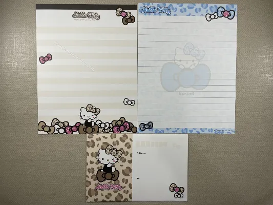 Papel de carta antigo da Hello Kitty 669