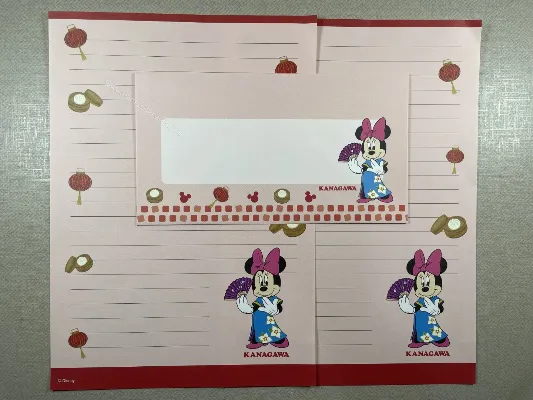 Conjunto de papel de carta da Minnie 92