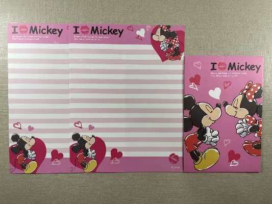 Conjunto do Mickey e da Minnie 25