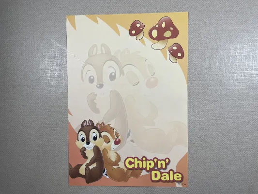 Papel de carta médio do Chip & Dale - 04