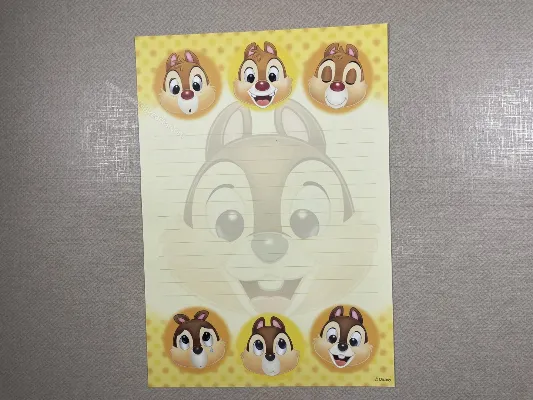 Papel de carta médio do Chip & Dale - 07