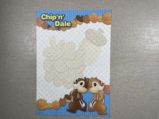 Papel de carta médio do Chip & Dale - 09