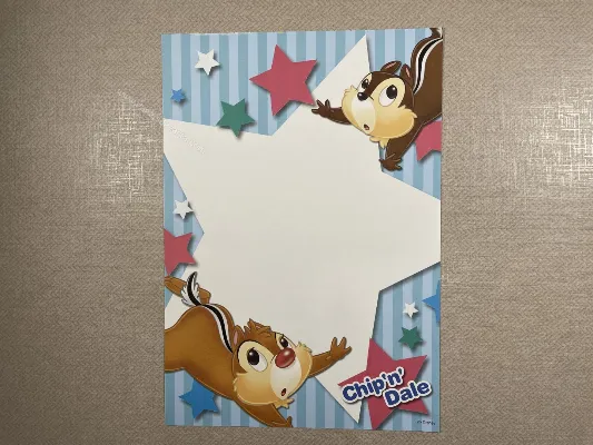 Papel de carta médio do Chip & Dale - 12