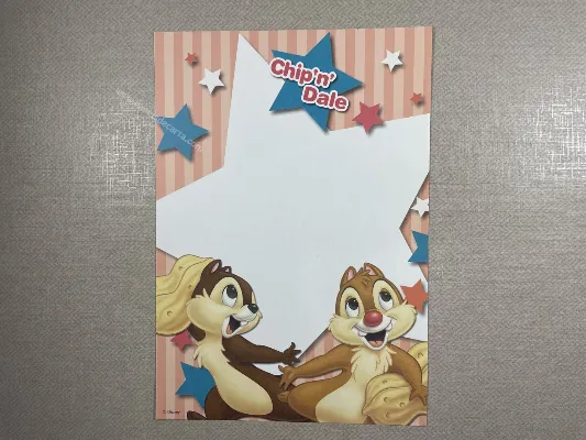 Papel de carta médio do Chip & Dale - 14