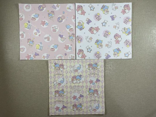 Conjunto com 3 papéis pequenos dos LTS 16