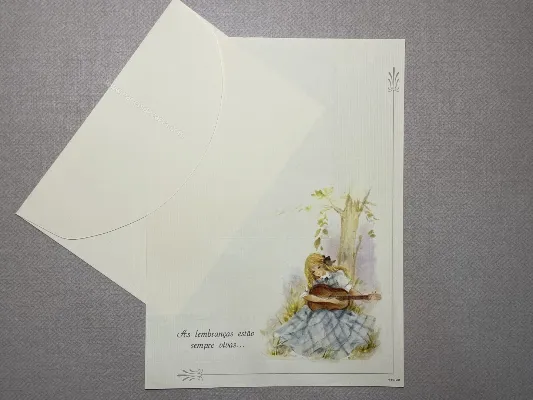 Papel de carta médio Ambrosiana - 001